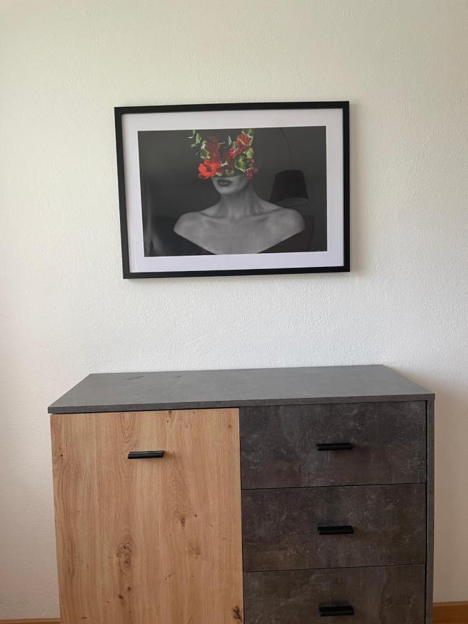 Ferienwohnung Zita Weber ノイシュティフト・イム・シュトゥーバイタール エクステリア 写真
